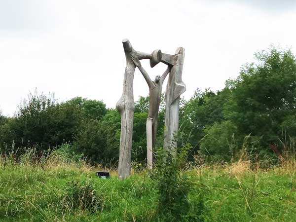 Peterborough Arch to Return After £50,000 Restoration at Thorpe Meadows