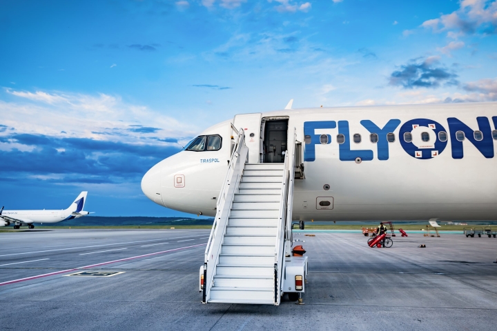 FLYONE-Romania-LLA-scaled.jpg