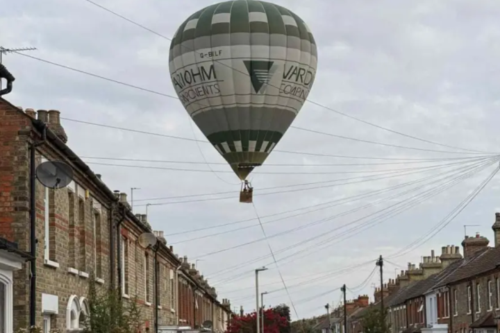 Bedford hot air balloon
