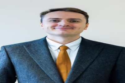 Matthew-Walker-Managing-Director-at-Executive-Compass-2.avif