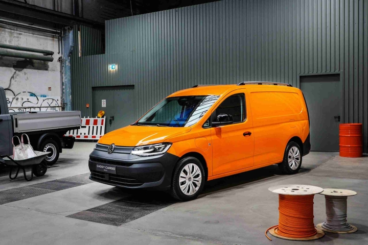vw-cargo-scaled-1.jpg
